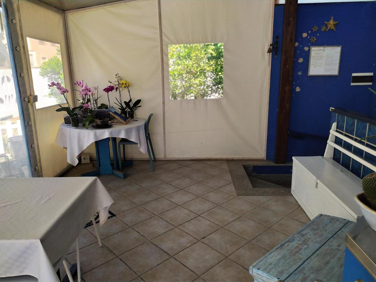 B&B Luna Blu Carbonia Exterior photo